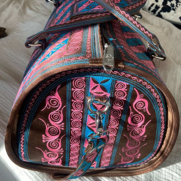 Banda Weekender bag. - Picture 4 of 9